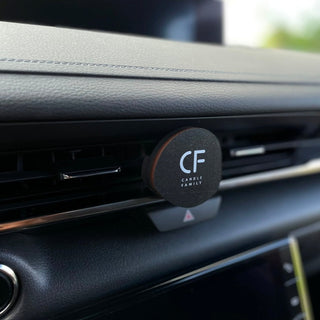 Automobilio kvapas į groteles su papildymu "CHARMS"